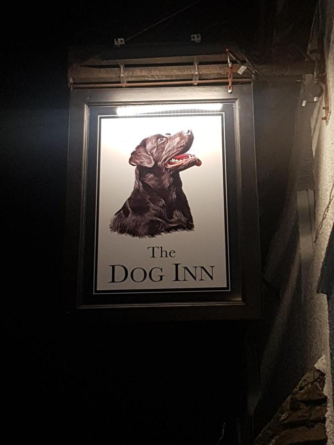 Old Sodbury The Dog Inn المظهر الخارجي الصورة